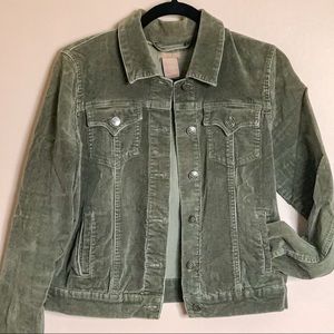 Olive green corduroy button collared crop jacket